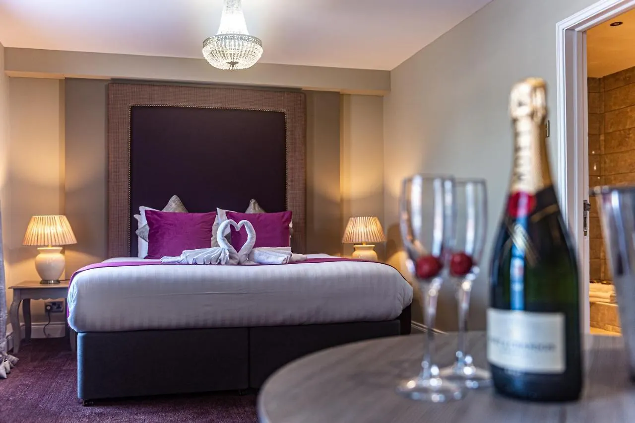 15 Central Hotels in Ulster That Deliver on Location