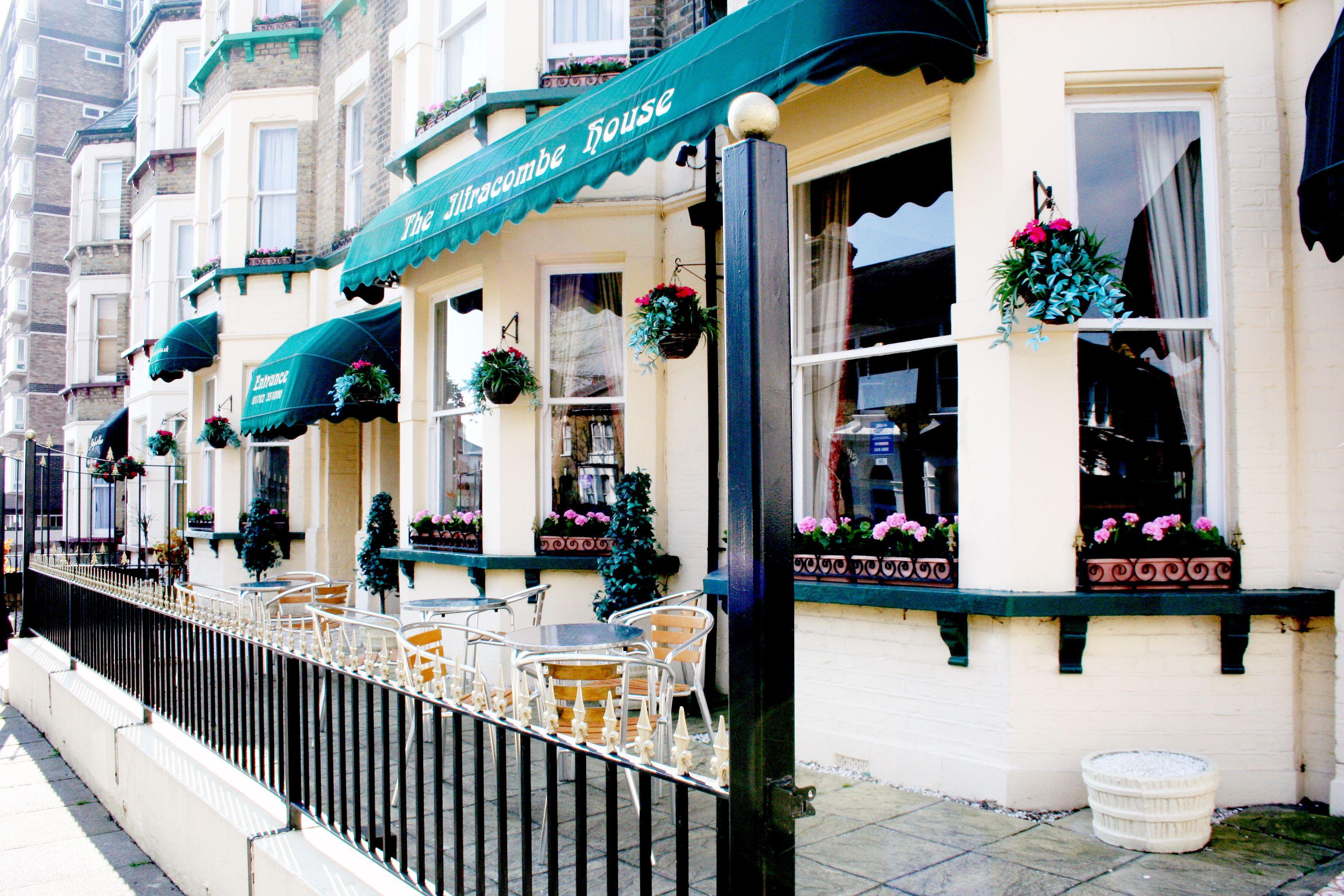 4 Solo Traveller Hotels Near Southend Pier Worth Booking